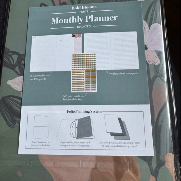 Erin Condren bold blooms monthly undated planner new in packaging - Picture 12 of 12